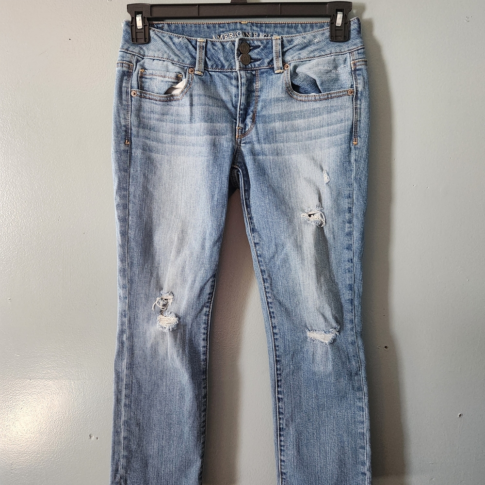 American Eagle Distressed Jeans